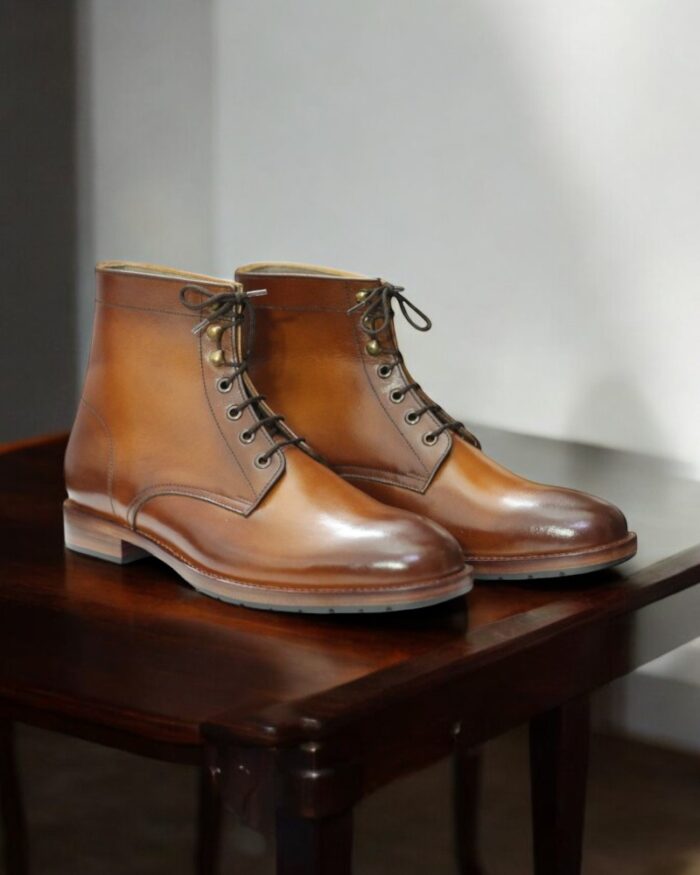 Brown Cognac colour cow leather shoes (1) Durable Lace-up Ankle Boots for Men in Brown Leather