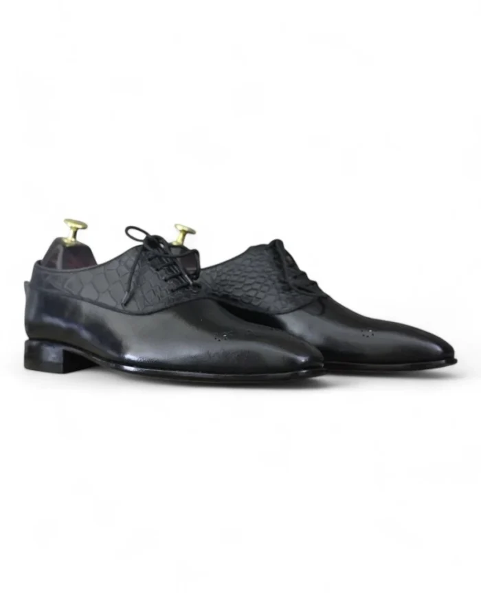 Sleek Design of Handmade Black Alligator Leather Shoes for Men