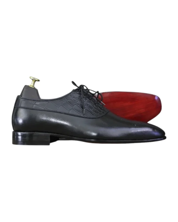 Sleek Design of Handmade Black Alligator Leather Shoes for Men