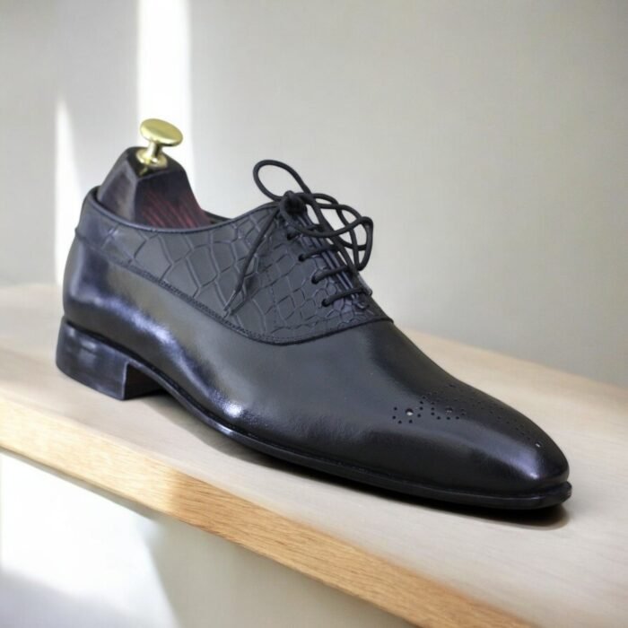 Sleek Design of Handmade Black Alligator Leather Shoes for Men