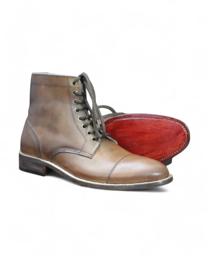 Leather sole of Men’s Cap-Toe Oxford Dress Boot.