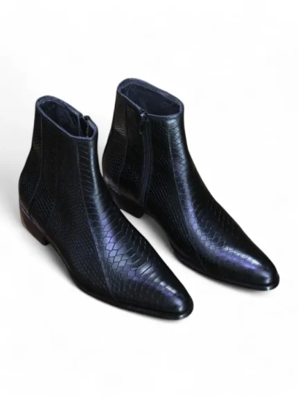 Black leather sole of Men's Python Texture Ankle Zipper Boots